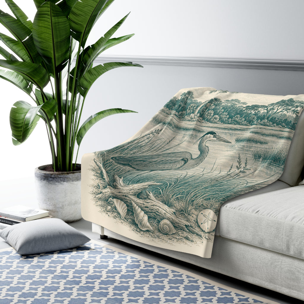 Coastal Heron Sherpa Blanket — Vintage Beach Scene Fleece Throw