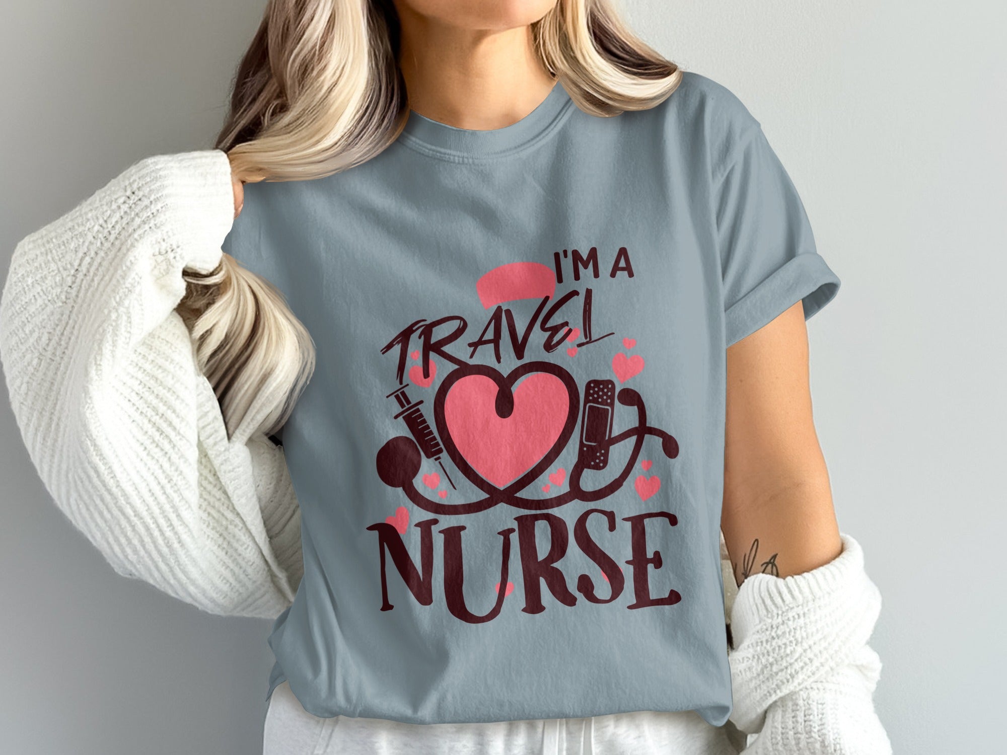 I'm a Travel Nurse text with heart, syringe, and stethoscope graphic.